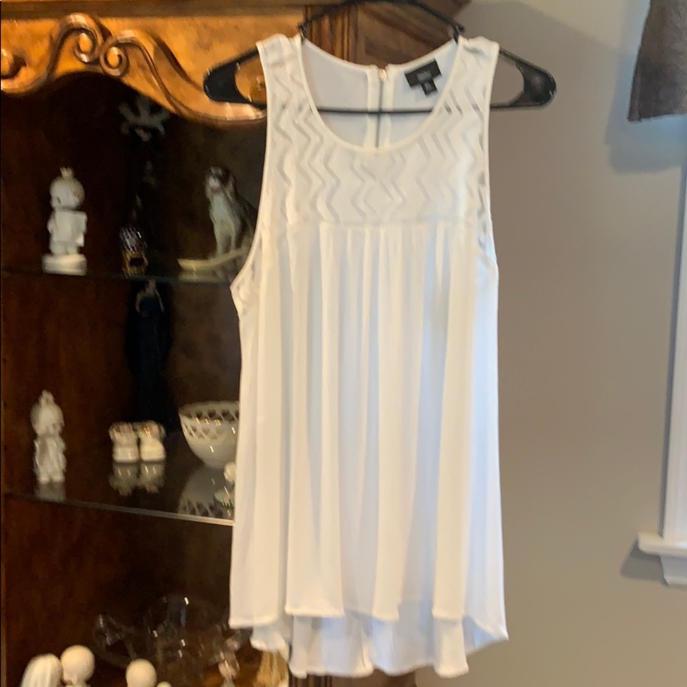 Sleeveless top